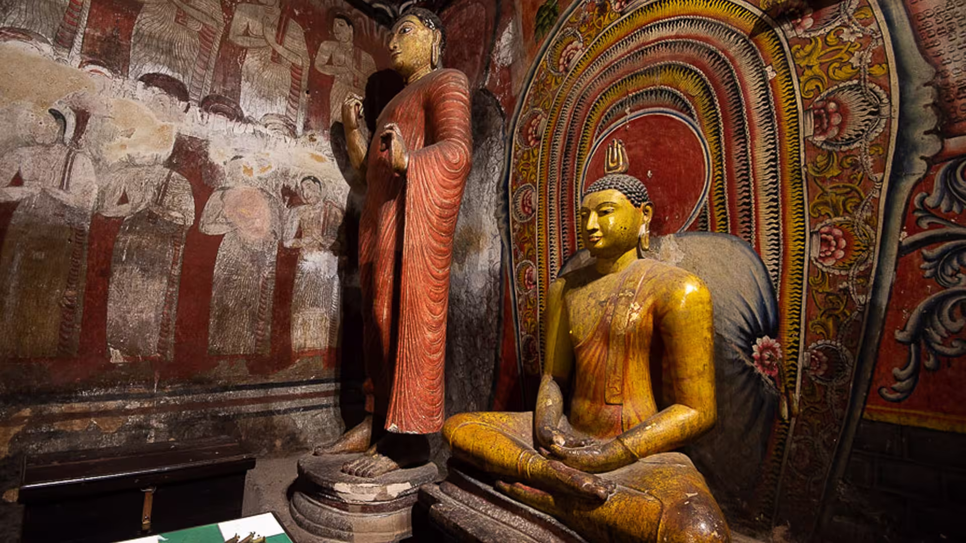 Cave of the Divine King (Devaraja Lena)