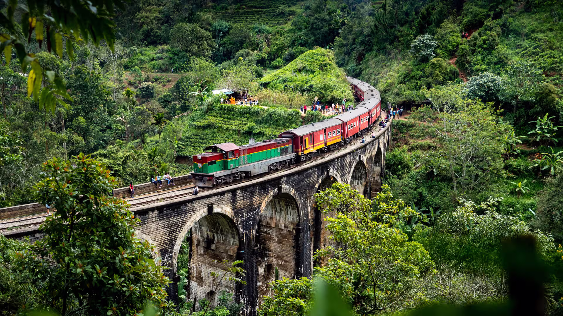Nine Arches Bridge (Demodara)