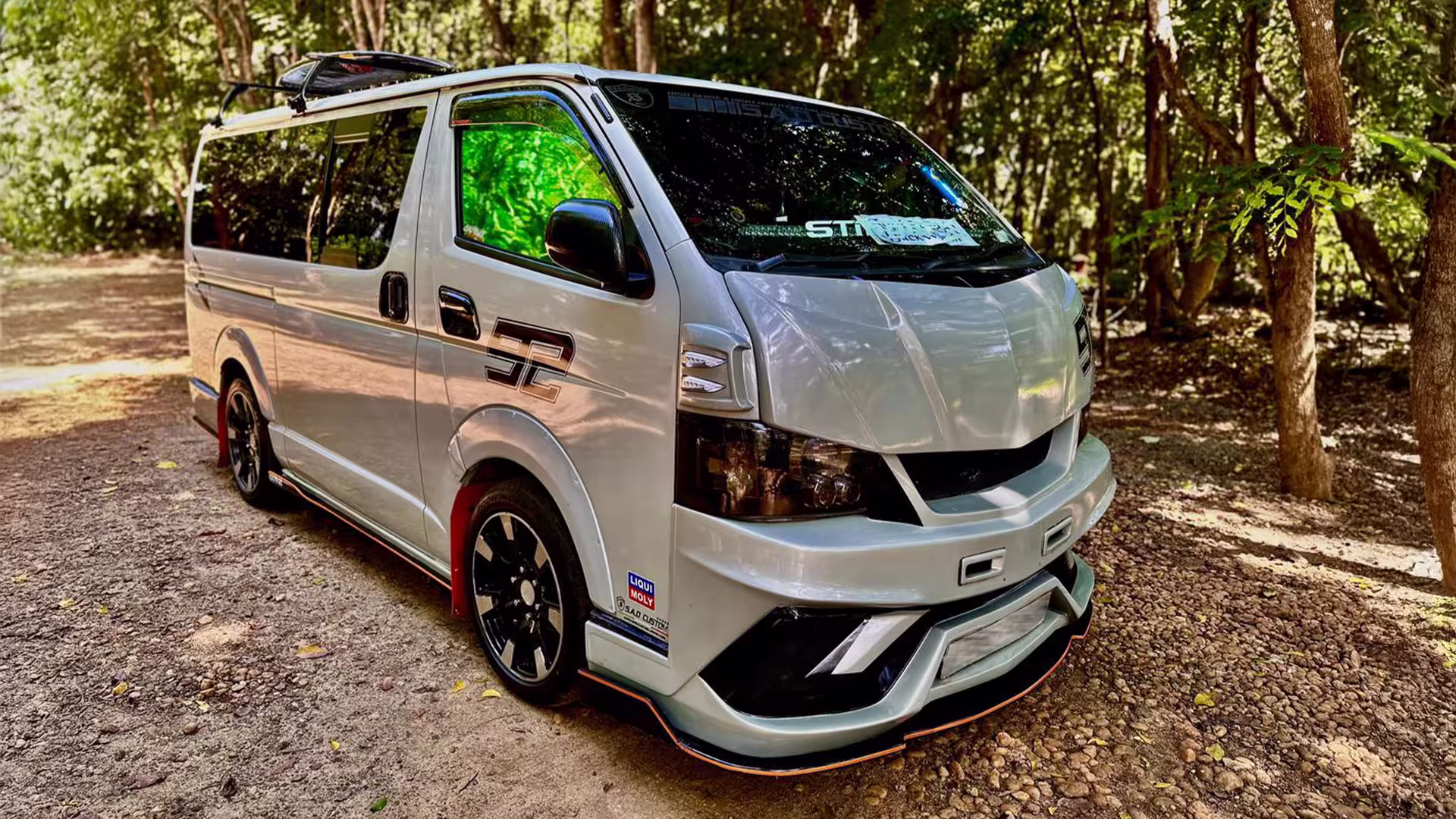 Mini Bus (Short Roof) - Image 5